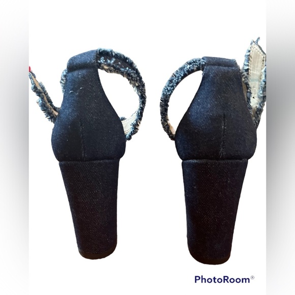 Sandal Denim Blue Jean Strappy Block Heel Size 7.5 Pella Moda - Picture 6 of 9